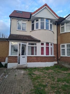 Northolt UB5