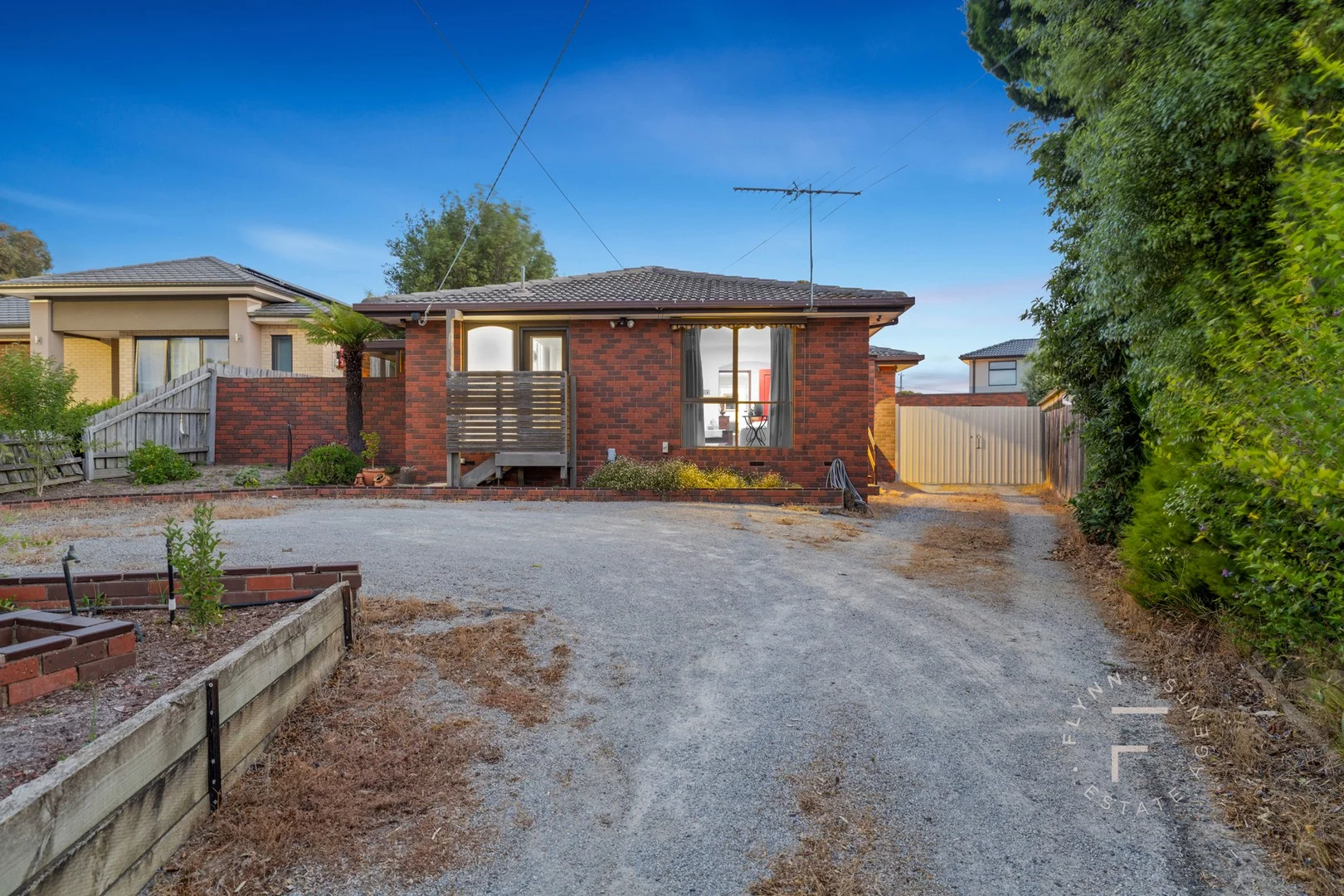 8 Rolstone Court, Narre Warren VIC 3805