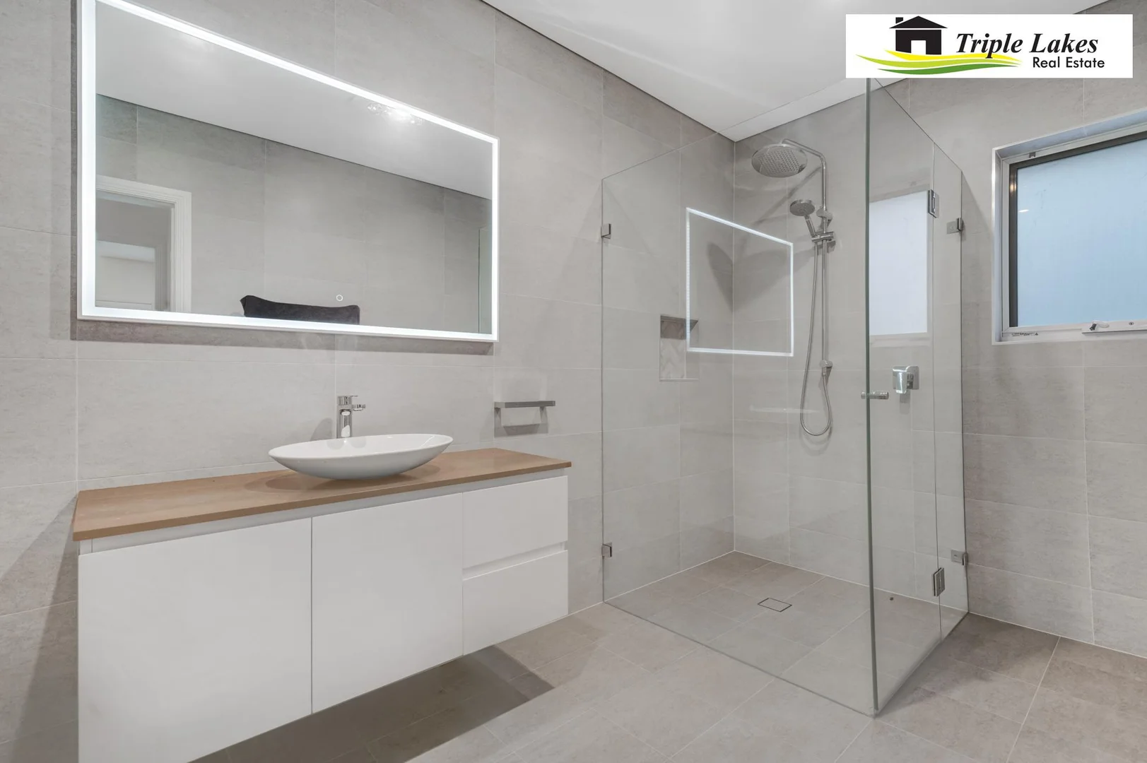 Additional image 50 of 12 Gordon Avenue, Summerland Point NSW 2259