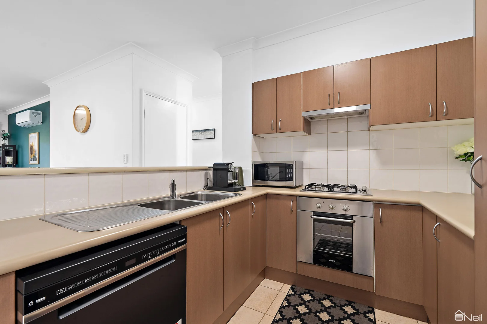 Additional image 8 of 2/17 Southdown Place, Thornlie WA 6108