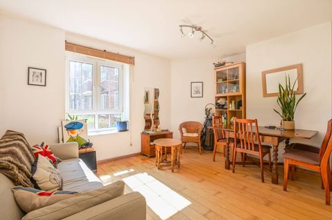 Reardon Street, Tower Hamlets, London E1W