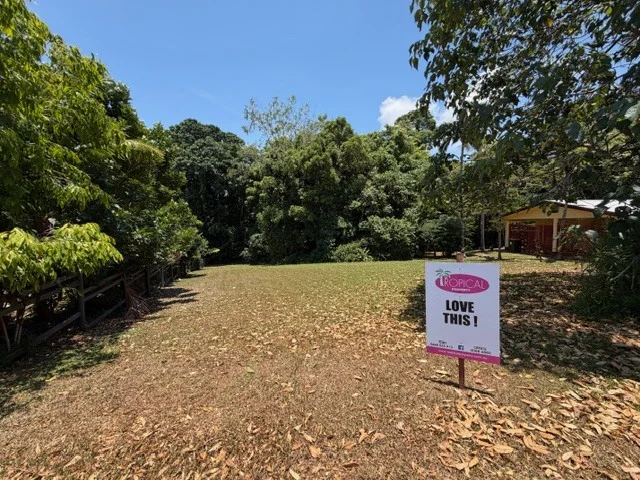 Additional image 20 of 16 Royal Palm Dr, Mission Beach QLD 4852