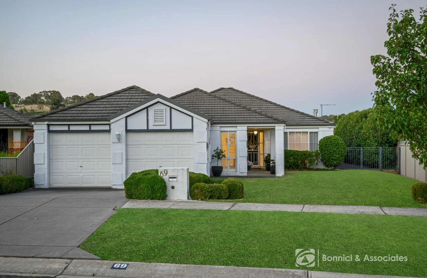 69 Avondale Drive, Wodonga VIC 3690