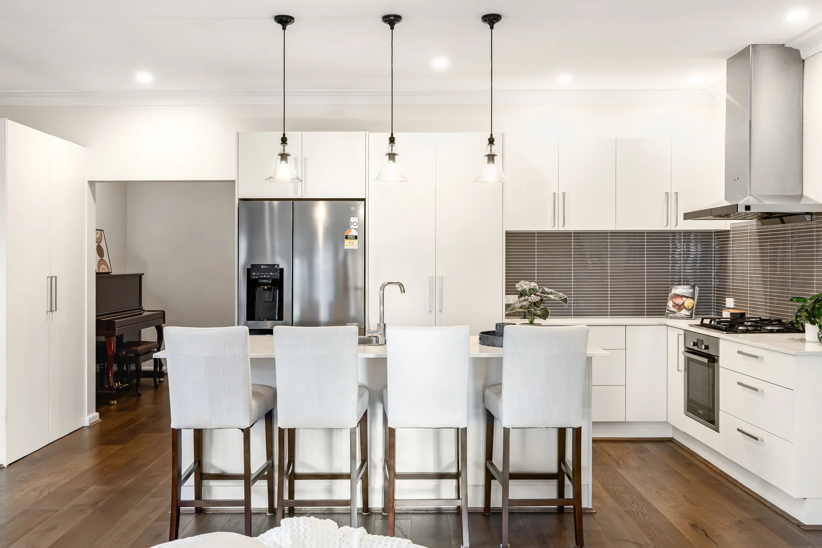 Additional image 4 of 33 Atkinson Street, Chadstone VIC 3148