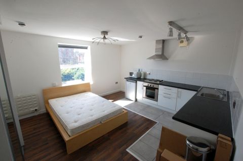 London Road, Sheffield, South Yorkshire S2, Studio to rent