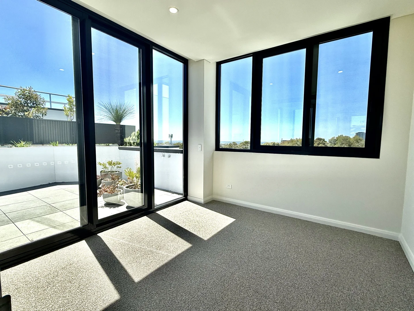 Additional image 5 of 502/68 Glencoe Street, Sutherland NSW 2232