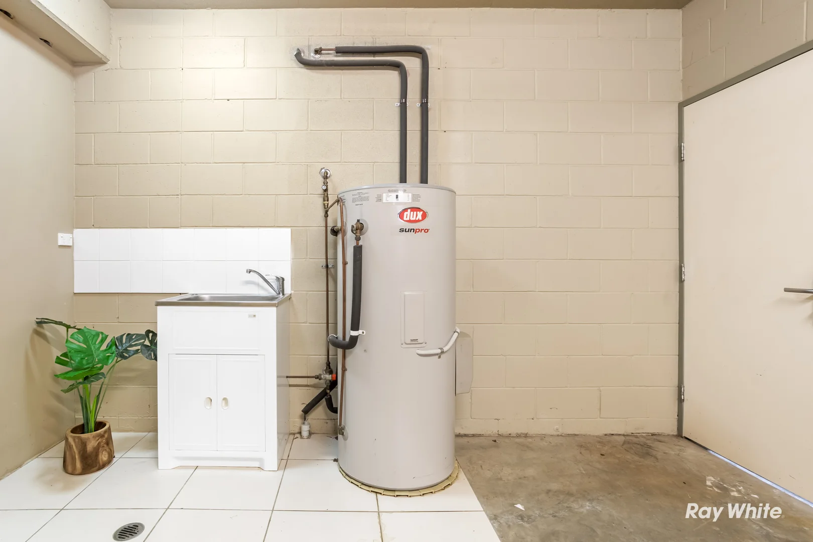 Additional image 29 of 16/7 Short Street, Taranganba QLD 4703