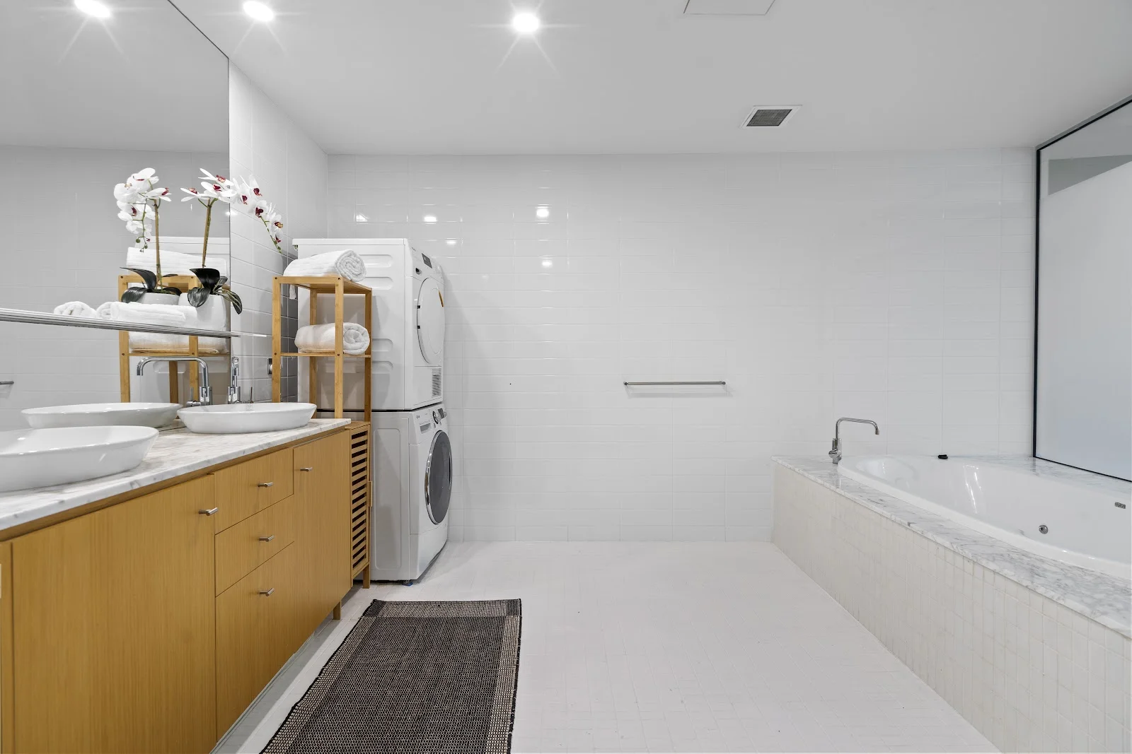 Additional image 11 of 203/19 Albert Avenue, Broadbeach QLD 4218