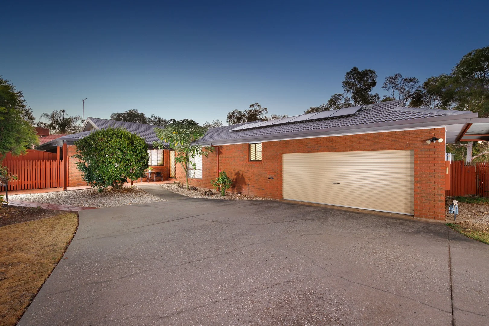 1 Wedge Court, West Wodonga VIC 3690