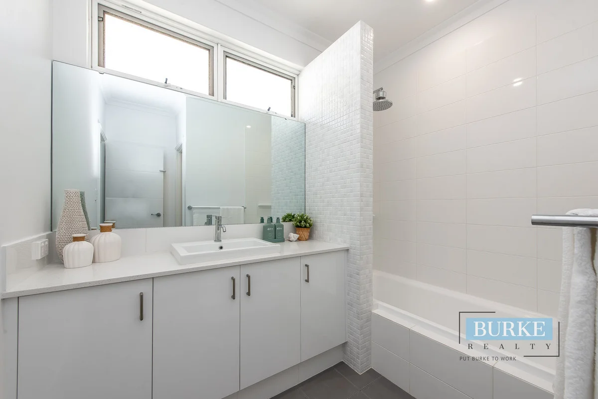 Additional image 4 of 39A Fenellia Crescent, Craigie WA 6025