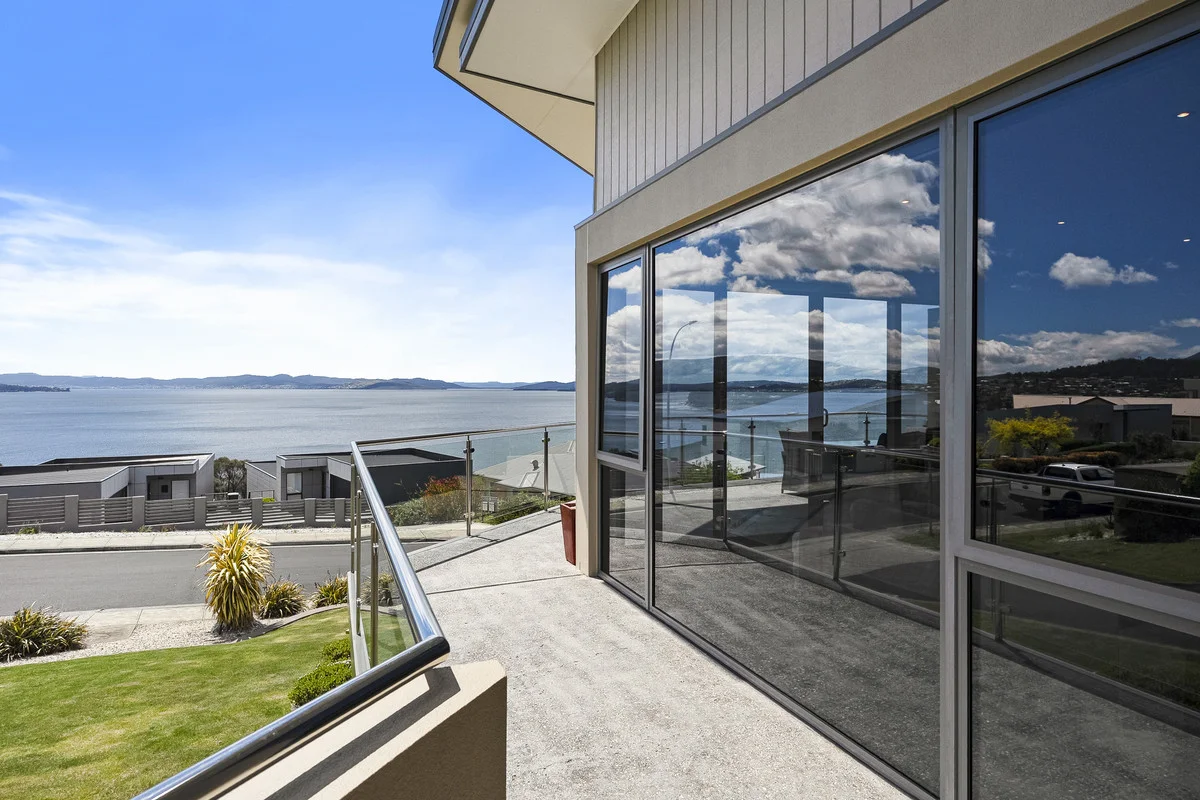 40 Suncoast Drive, Blackmans Bay TAS 7052