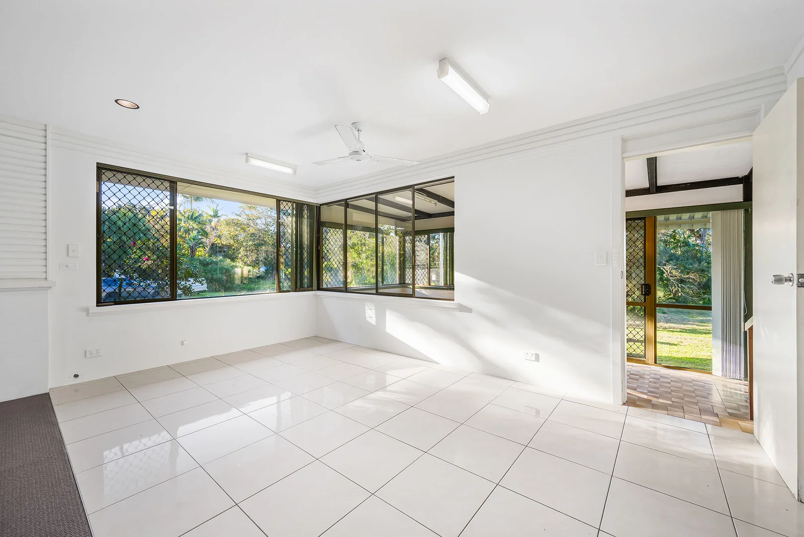 Additional image 6 of 1 Lake Street, Crescent Head NSW 2440