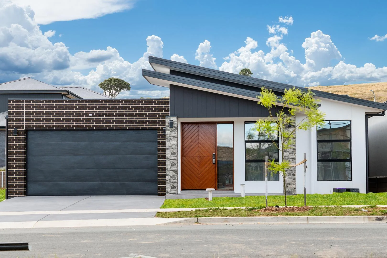 1 Glengrave Road, Googong NSW 2620