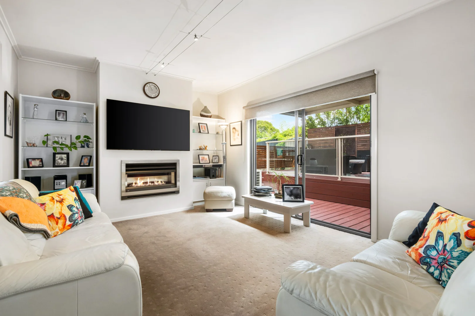 Additional image 2 of 6 Dundee Place, Newtown VIC 3220