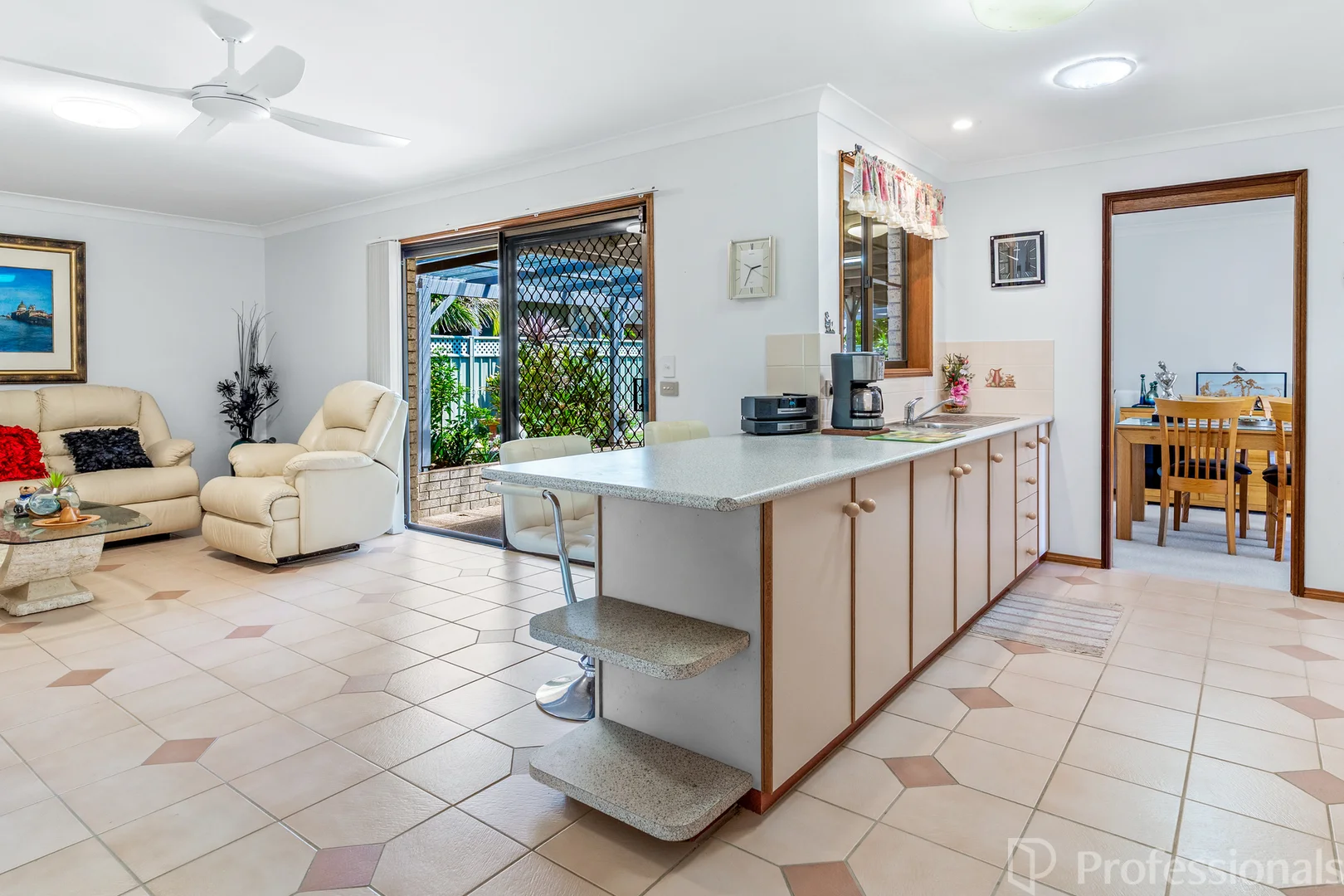 Additional image 4 of 22 Palmway Crescent, Tuncurry NSW 2428