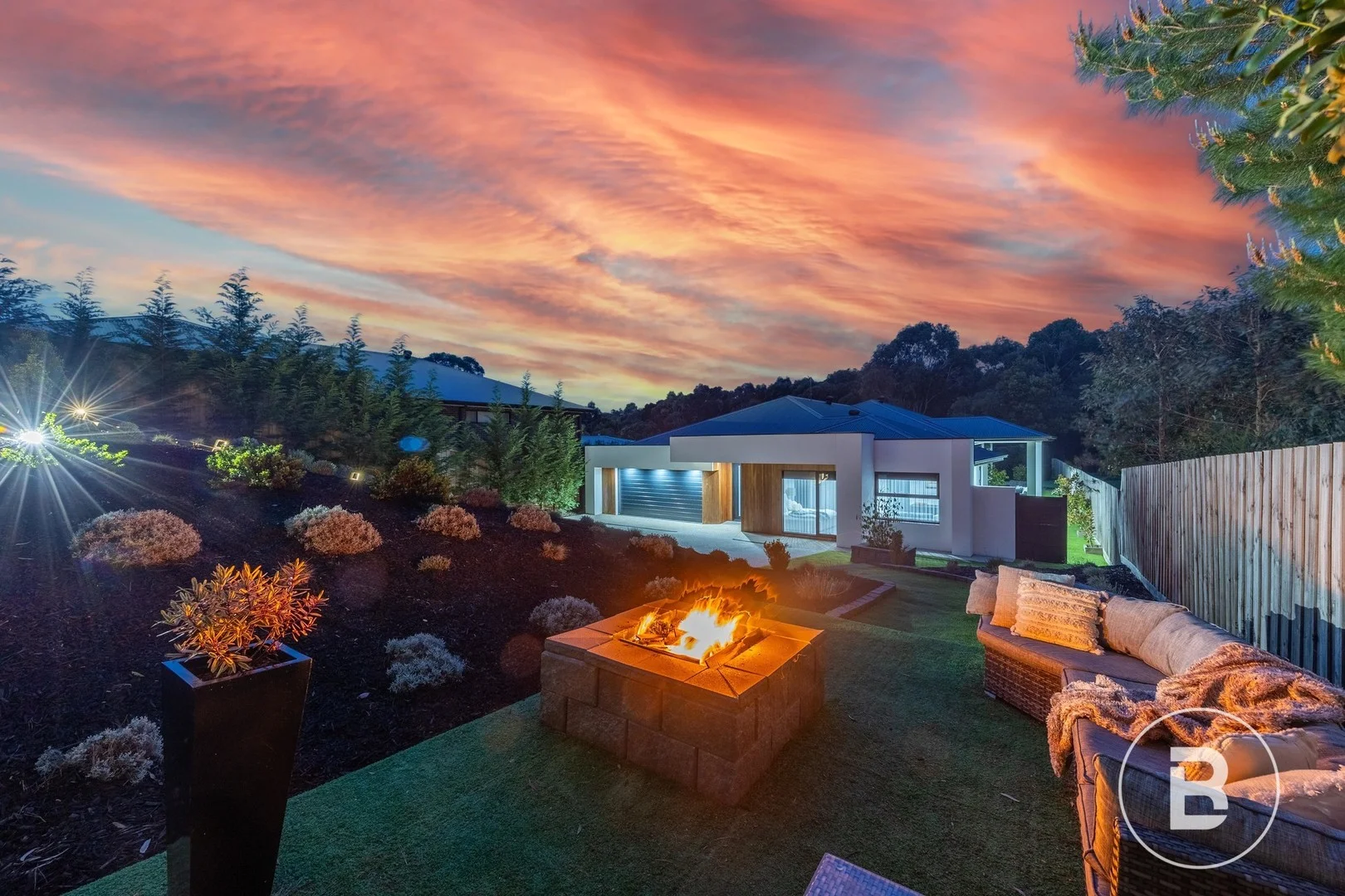 37 Hermitage Avenue, Mount Clear VIC 3350