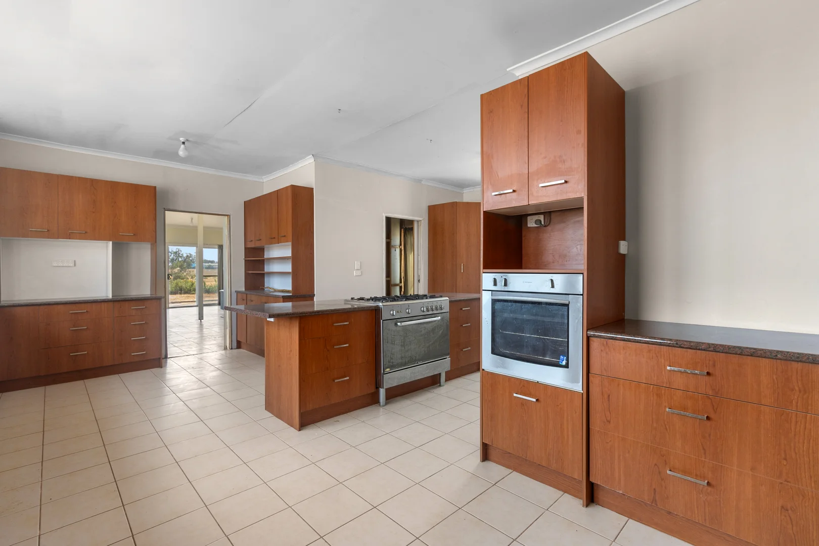 Additional image 11 of 50 Coast Road, Tickera SA 5555