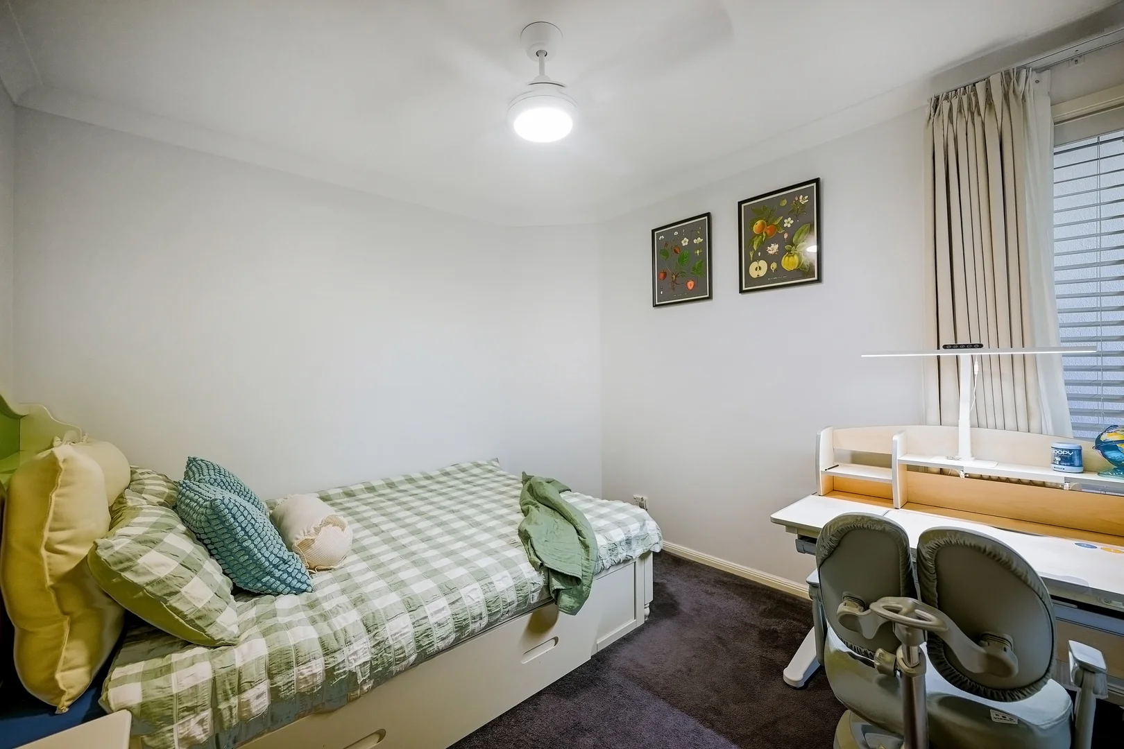 Additional image 30 of 12 Oxford Place, Arundel QLD 4214