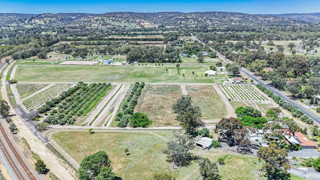 Additional image 12 of 115 Haddrill Road, Baskerville WA 6056