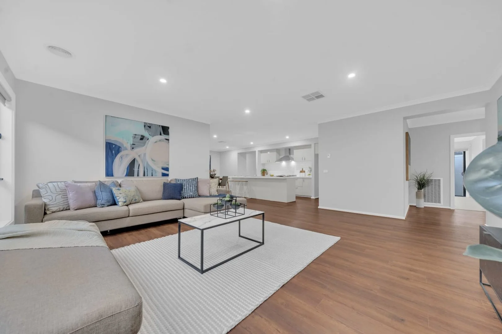 Additional image 5 of 39 Paragon Drive, Clyde North VIC 3978