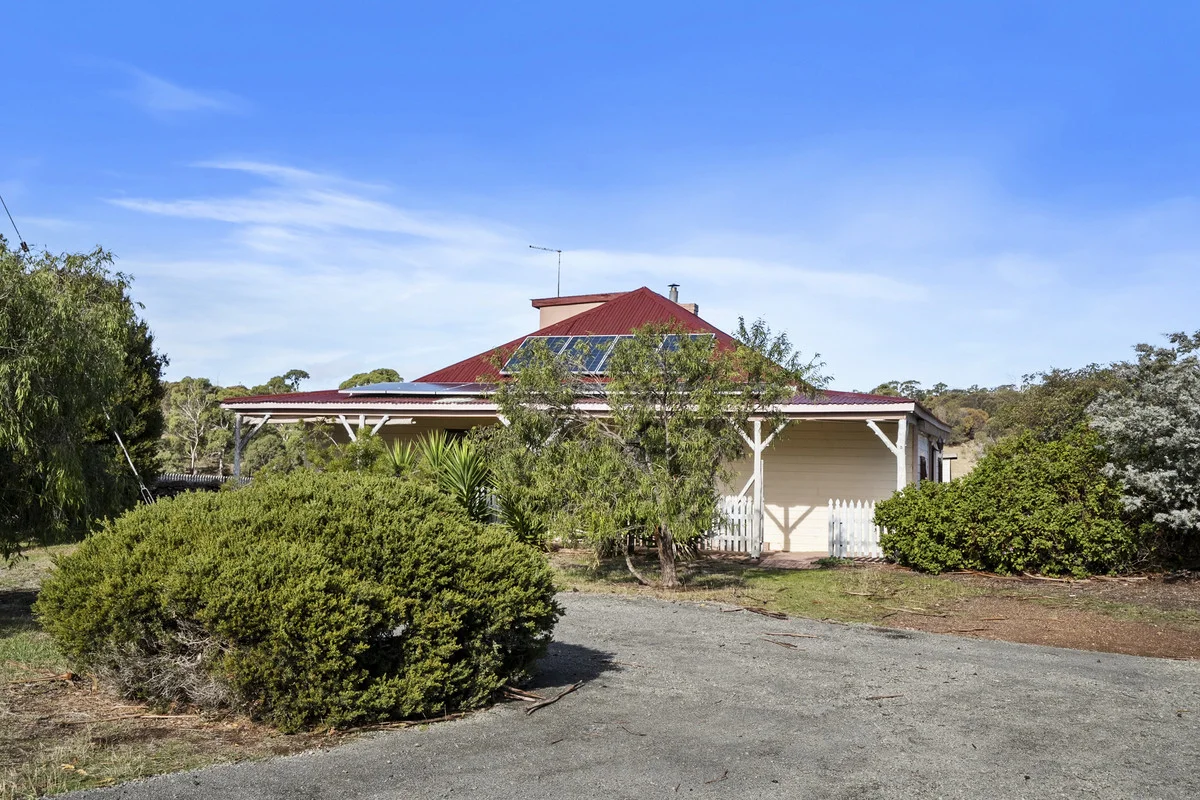 Additional image 18 of 21 Cathcart Street, Swansea TAS 7190