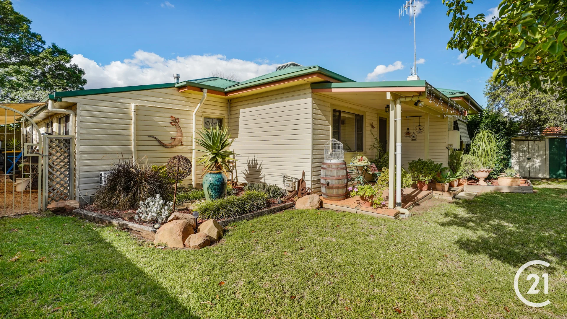 Additional image 21 of 1 Little Queen Street, Forbes NSW 2871