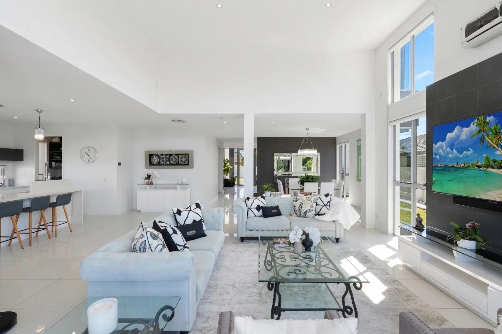 Additional image 10 of 8 Binda Place, Sorrento QLD 4217