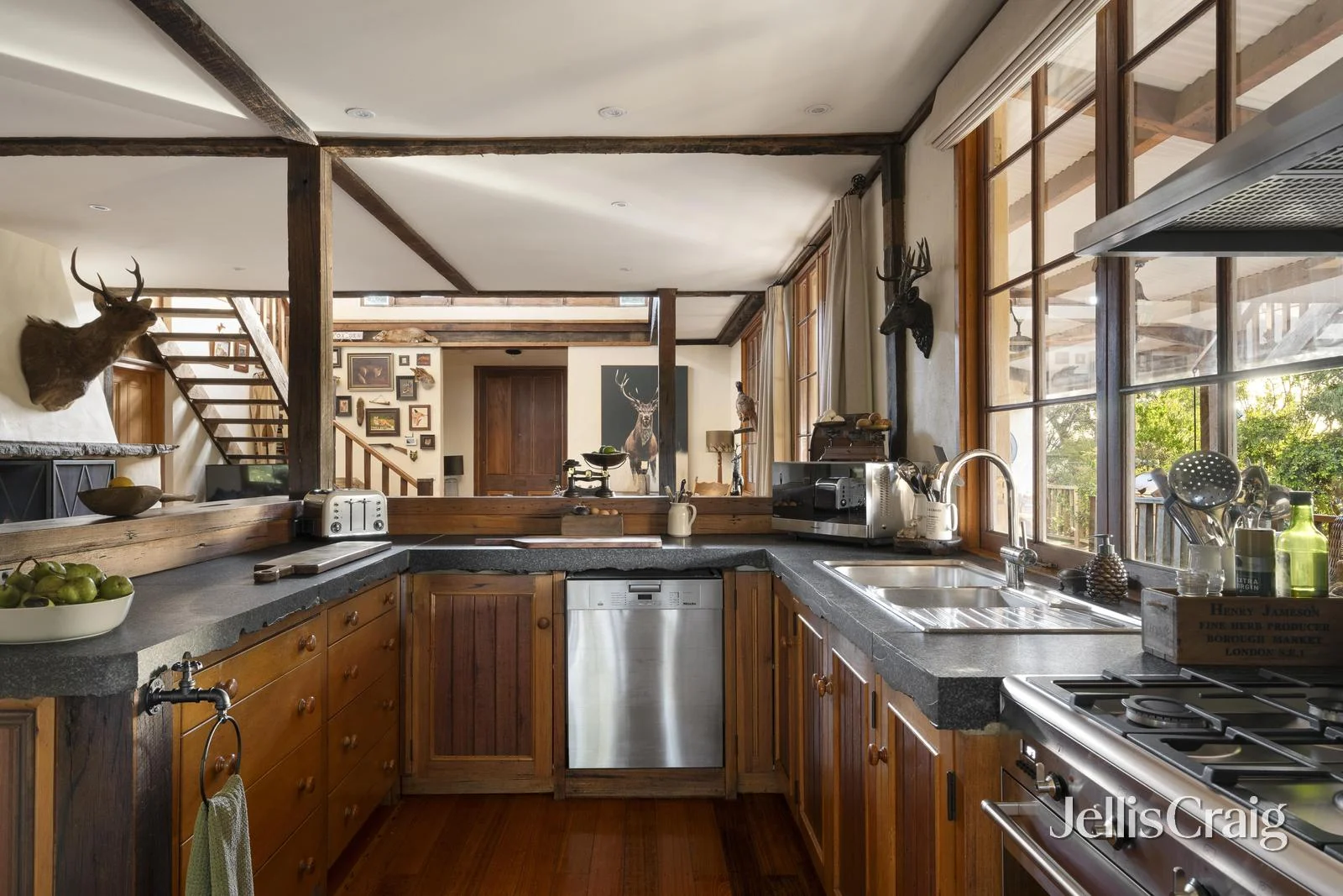 Additional image 11 of 3 Murrays Place, Eltham North VIC 3095