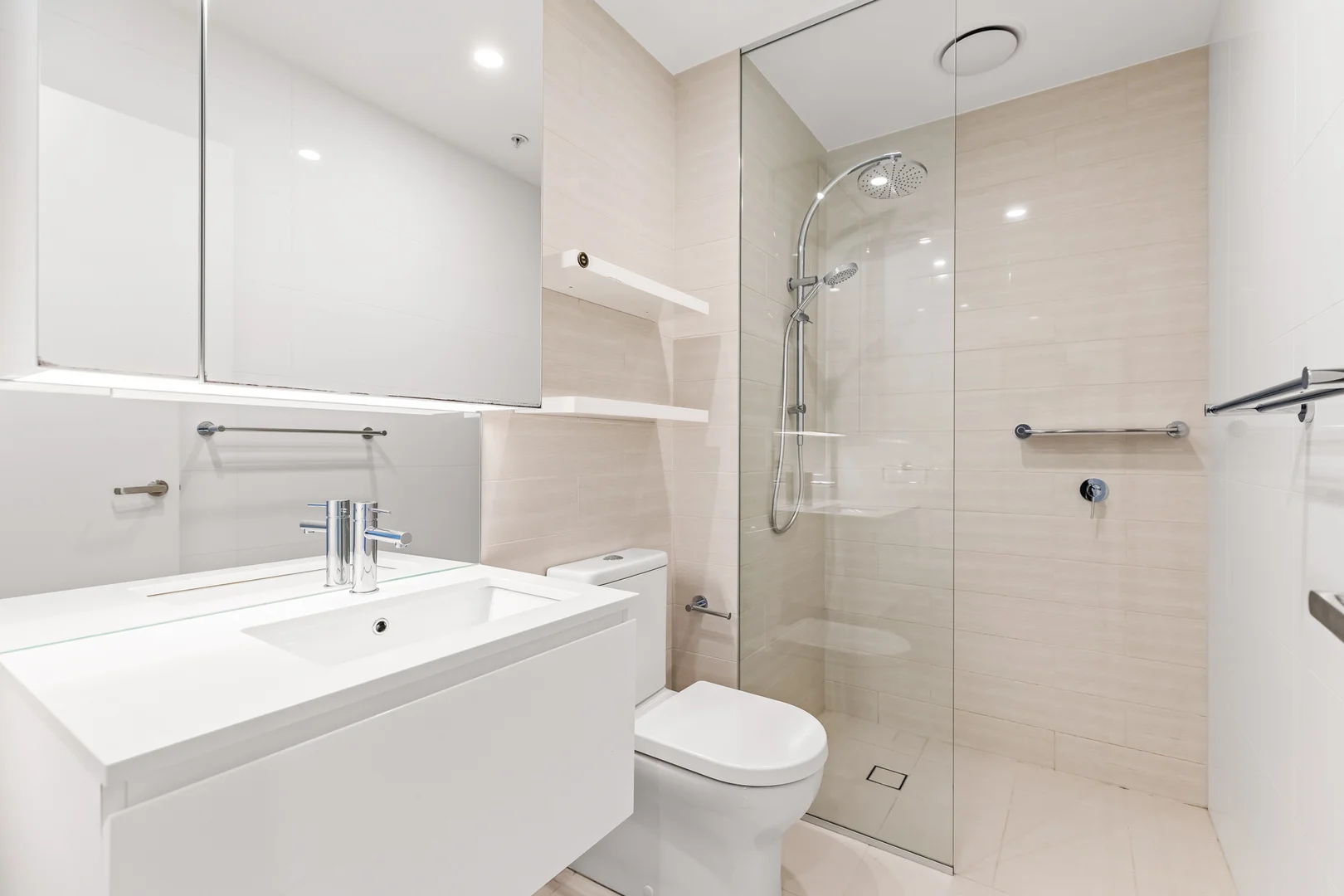 Additional image 8 of 403/2 Chisholm Street, Wolli Creek NSW 2205
