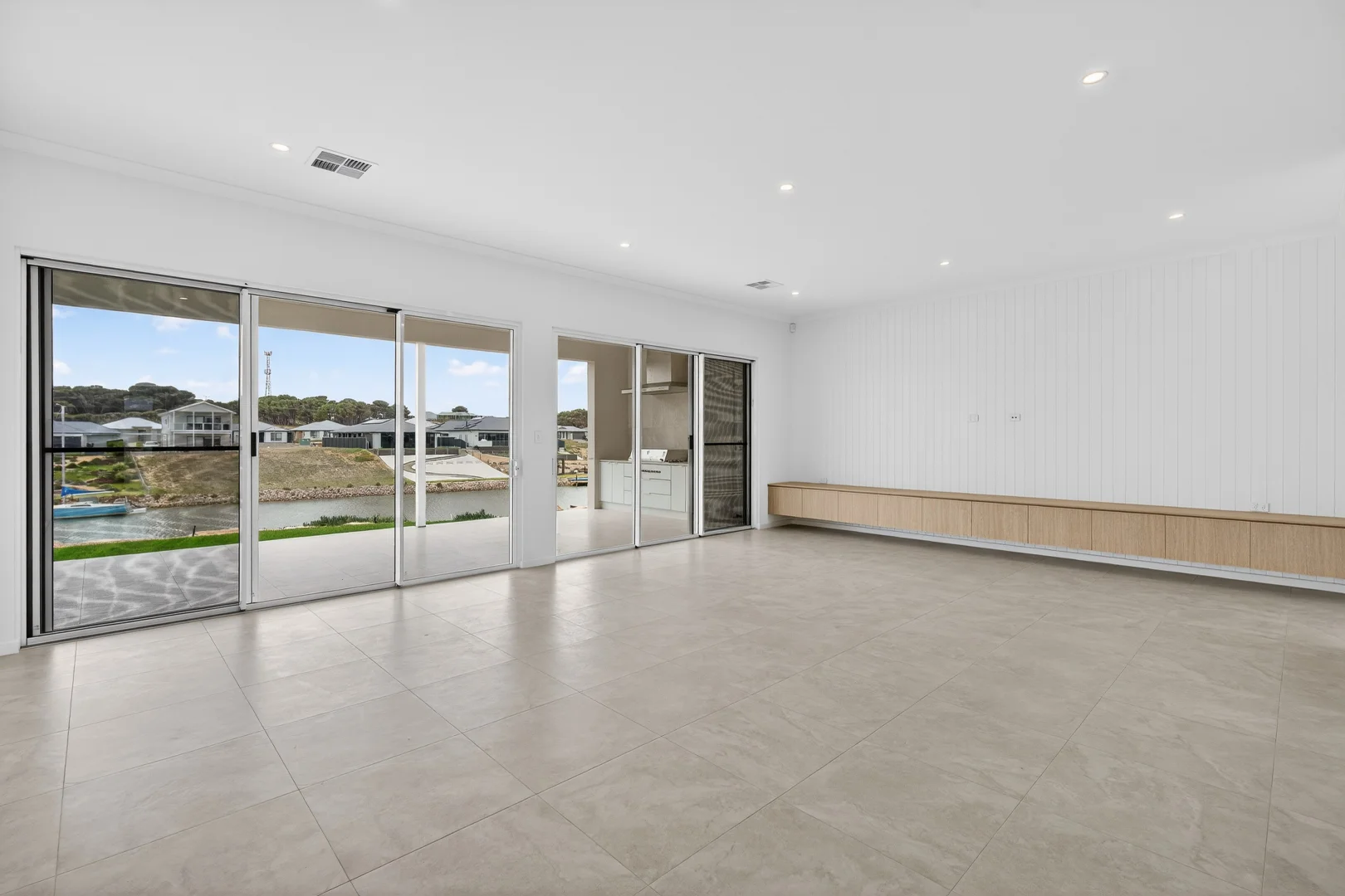 Additional image 11 of 100 Blanche Parade, Hindmarsh Island SA 5214