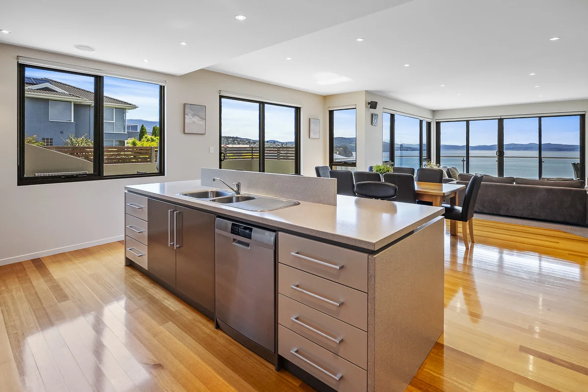 Additional image 12 of 40 Suncoast Drive, Blackmans Bay TAS 7052