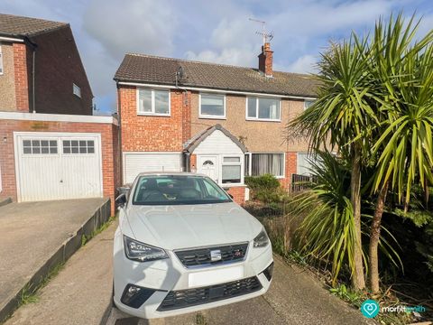 Robin Place, Aston S26