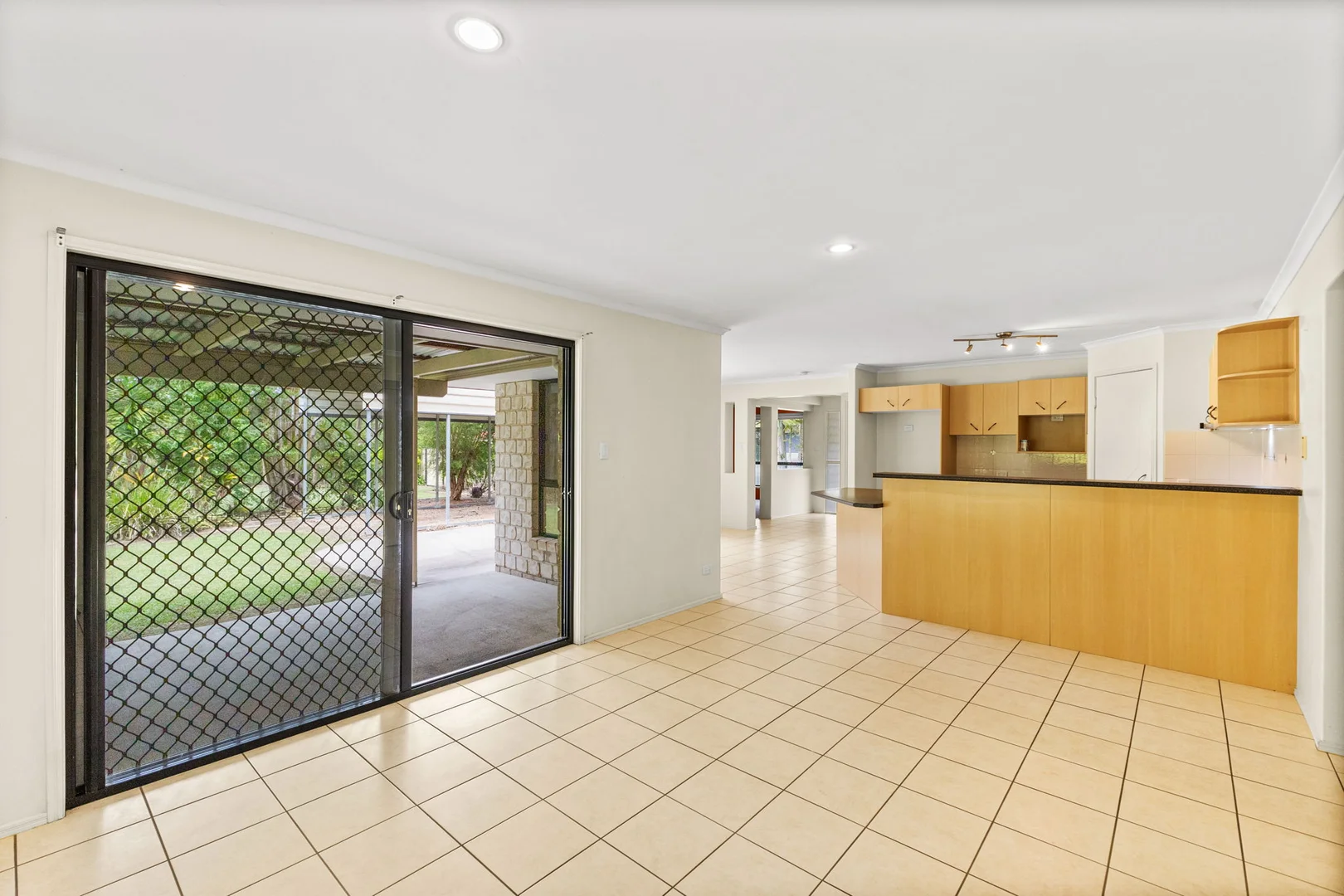 Additional image 6 of 15 Carriage Crescent, Beerburrum QLD 4517