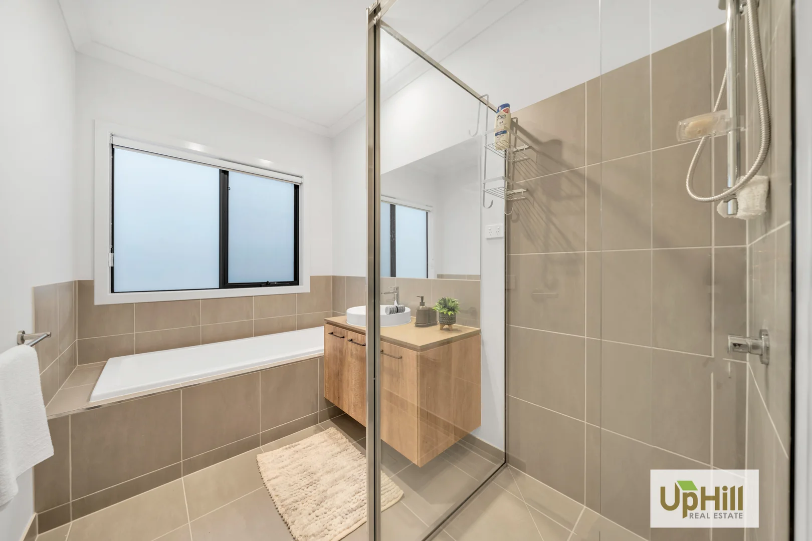 Additional image 25 of 4 Niloma Street, Clyde North VIC 3978