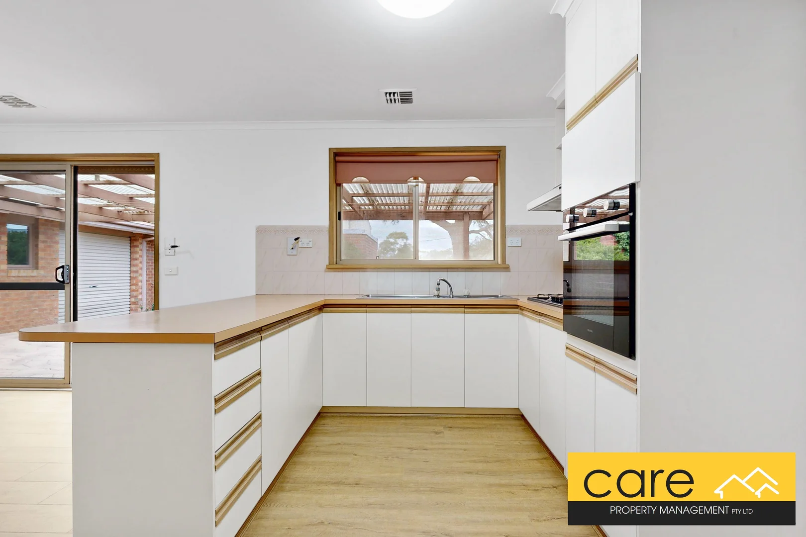 Additional image 2 of 11 Gleneadie Close, Hampton Park VIC 3976