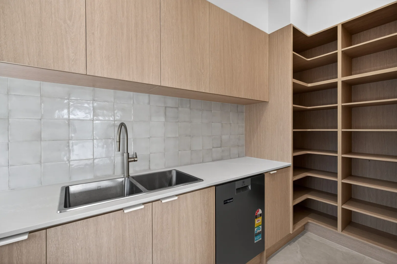 Additional image 8 of 100 Blanche Parade, Hindmarsh Island SA 5214