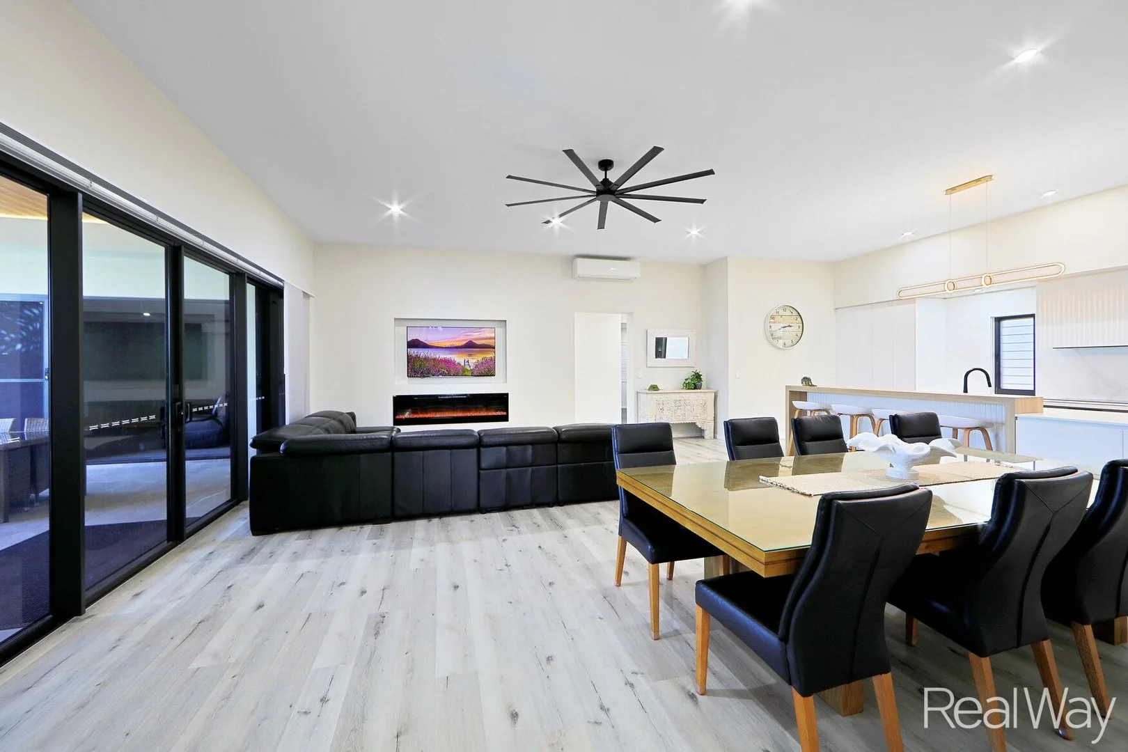 Additional image 12 of 20 Chase Close, Bargara QLD 4670