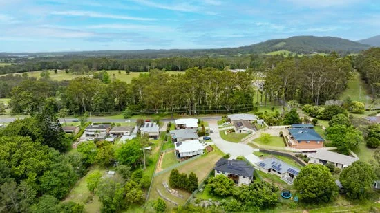 8 Fairway Cove, Macksville NSW 2447