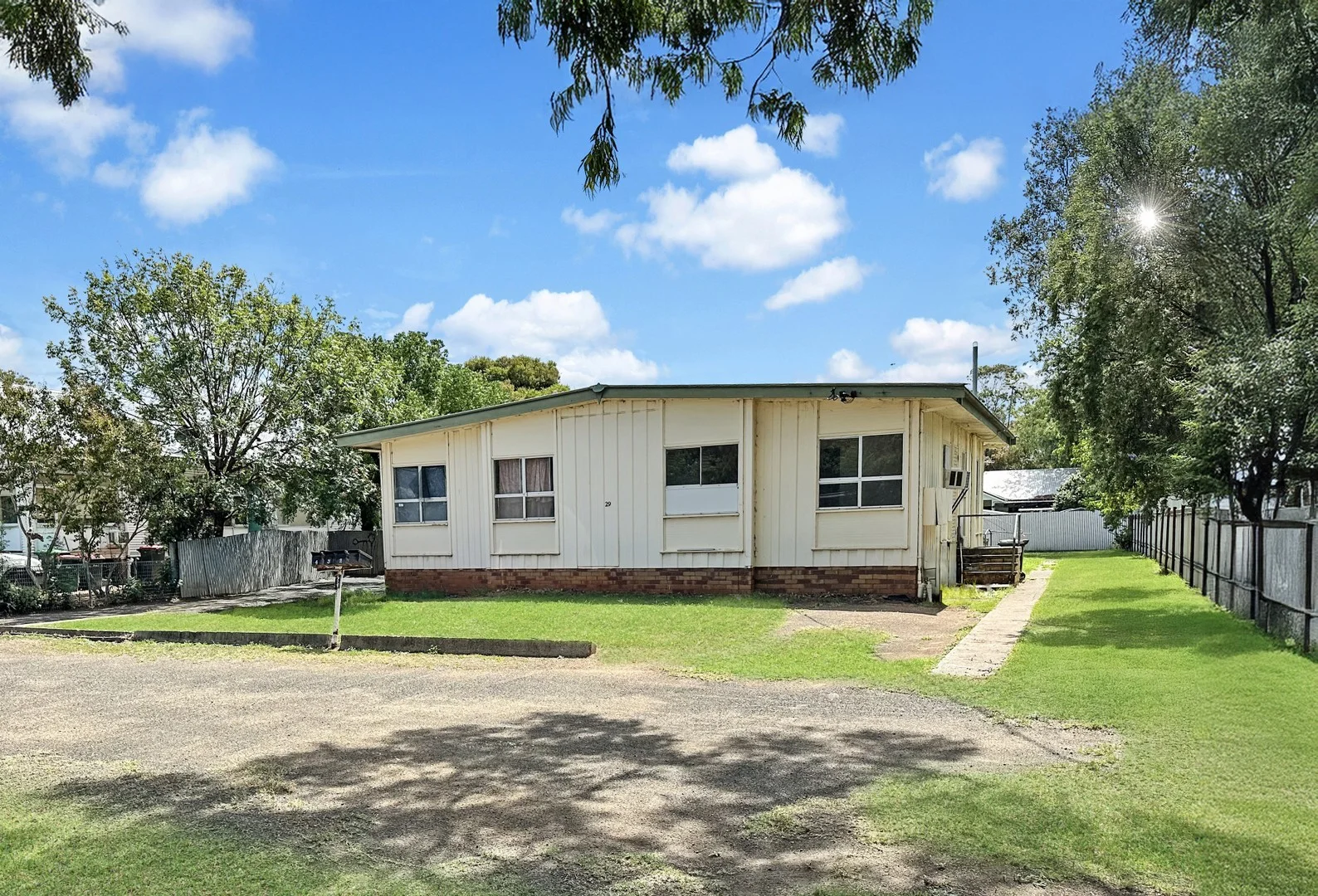 29 Cormie Avenue, Wee Waa NSW 2388