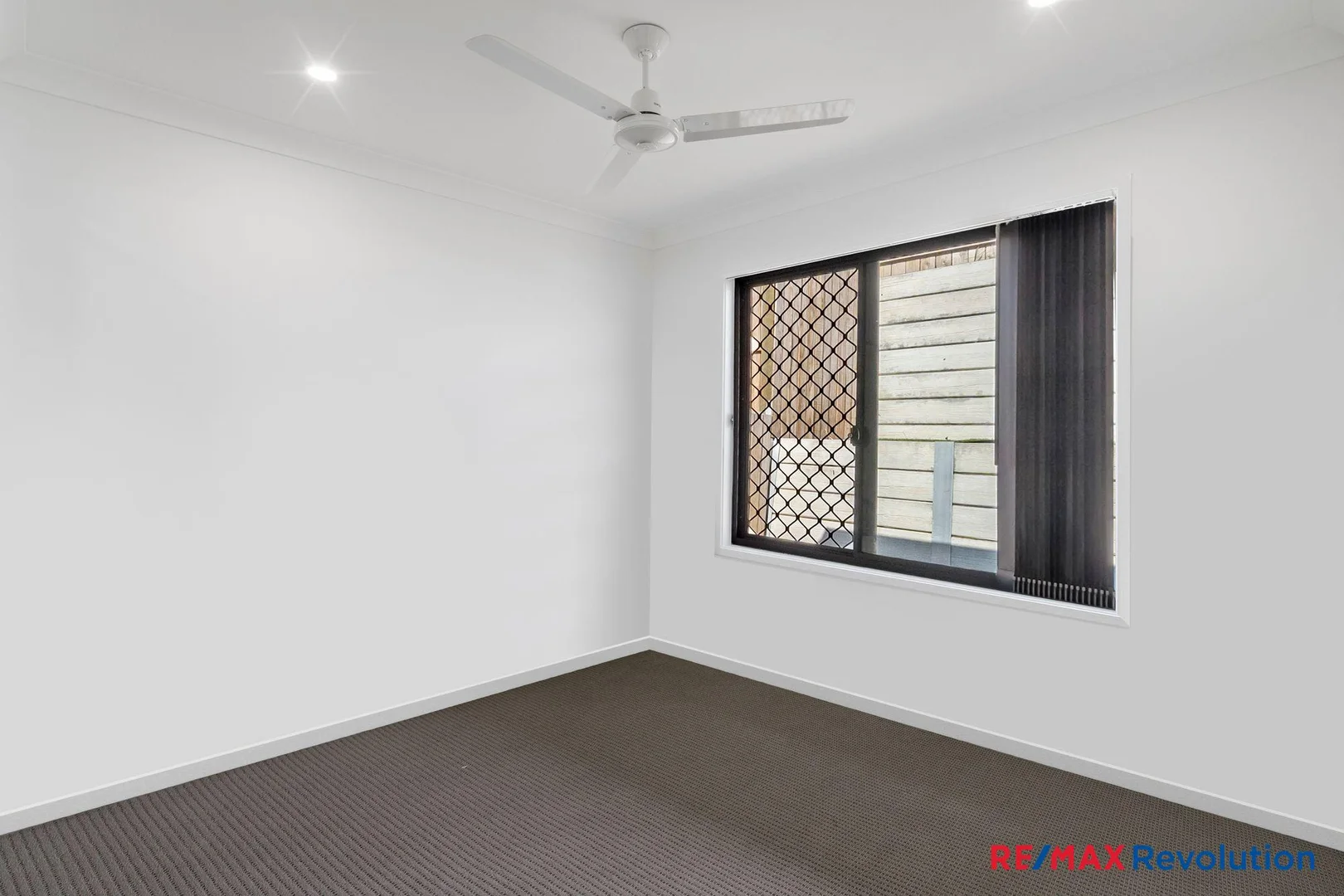 Additional image 14 of 114 Dysart Drive, Holmview QLD 4207