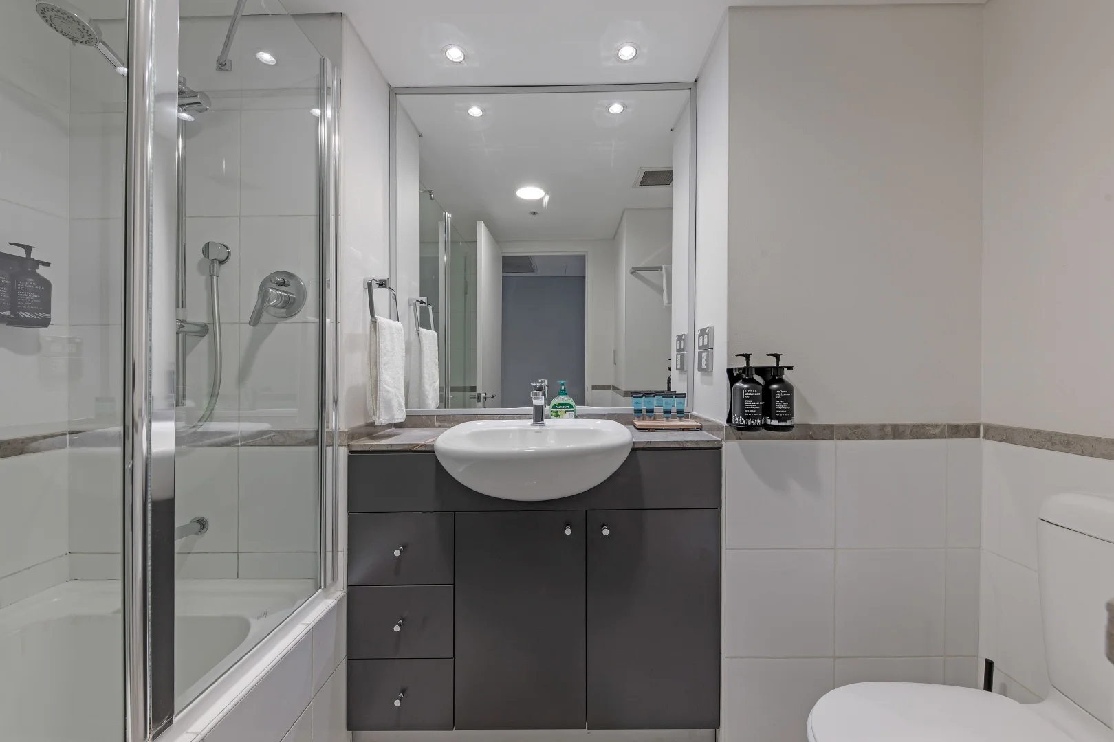Additional image 7 of 913/653-659 George Street, Haymarket NSW 2000