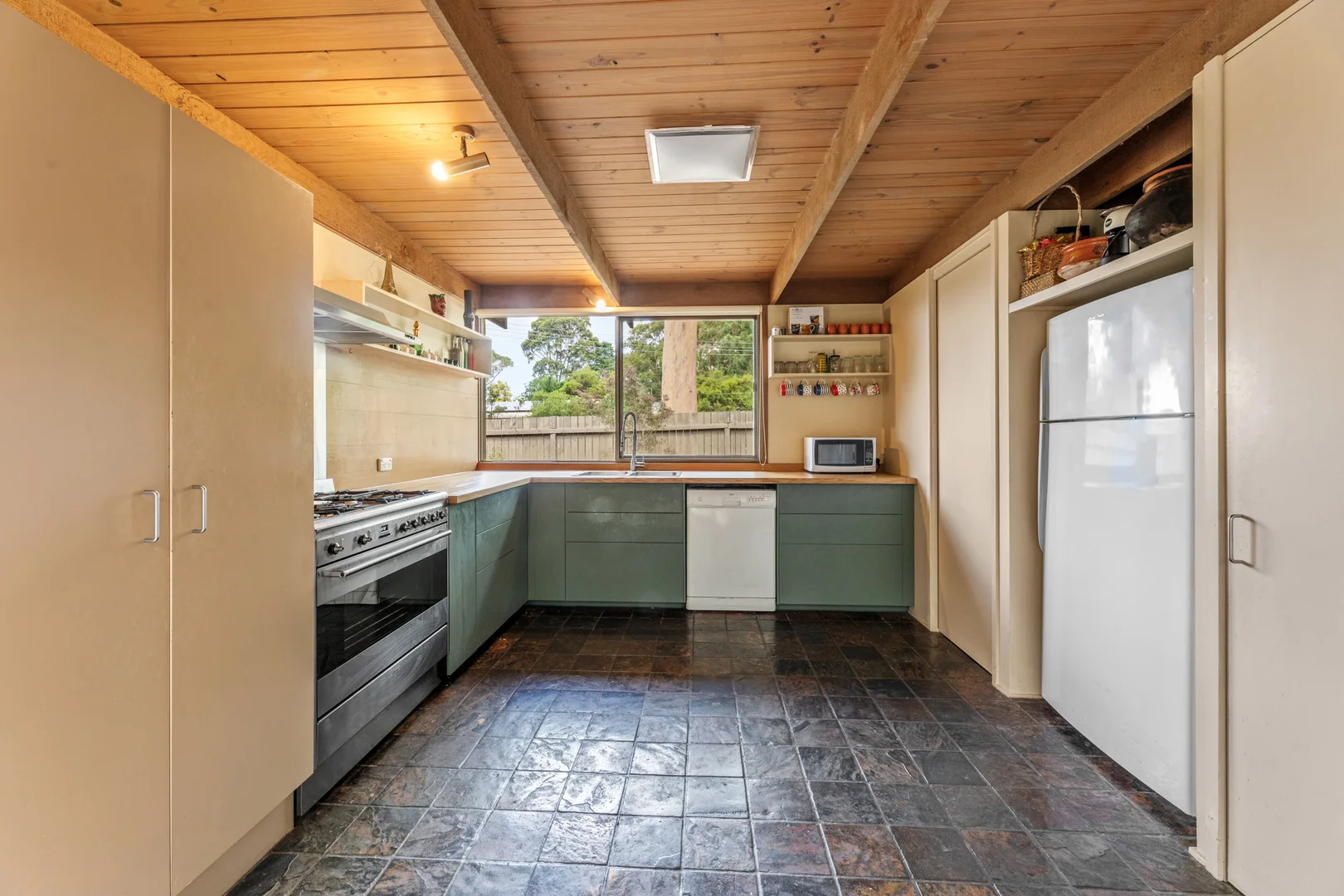 Additional image 6 of 31 Woodleigh Crescent, Vermont South VIC 3133