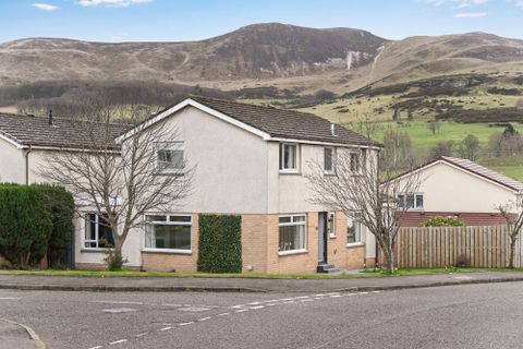 108 Tryst Park, Fairmilehead, Edinburgh EH10
