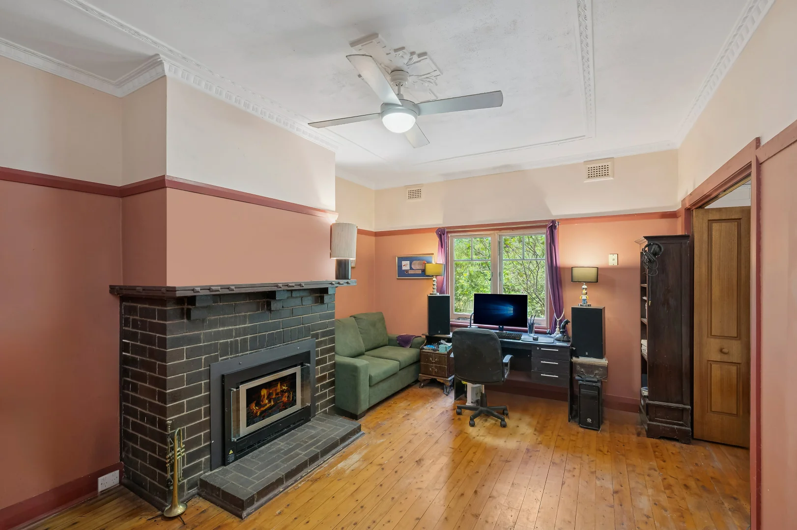 Additional image 3 of 14 Sinclair Crescent, Wentworth Falls NSW 2782