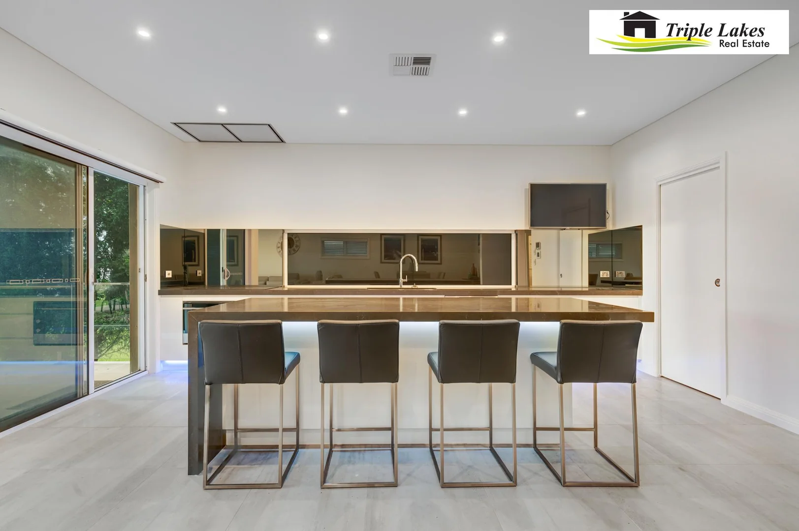 Additional image 17 of 12 Gordon Avenue, Summerland Point NSW 2259