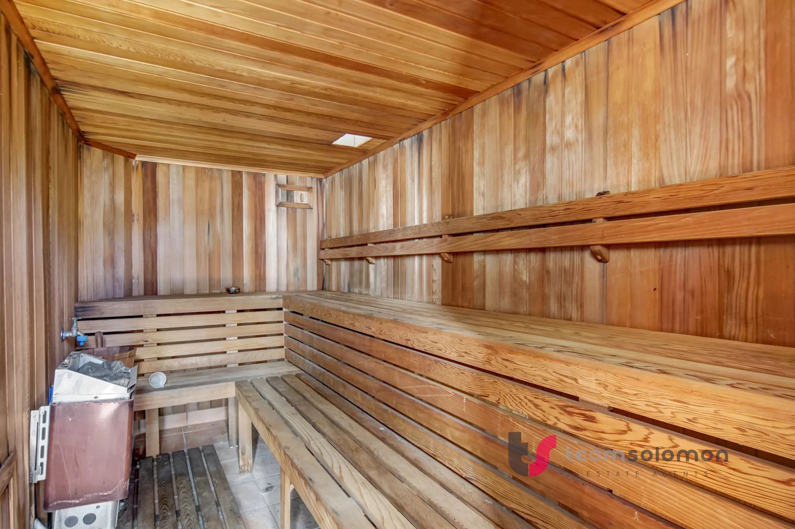 Additional image 31 of 21 Como Street, Ormiston QLD 4160