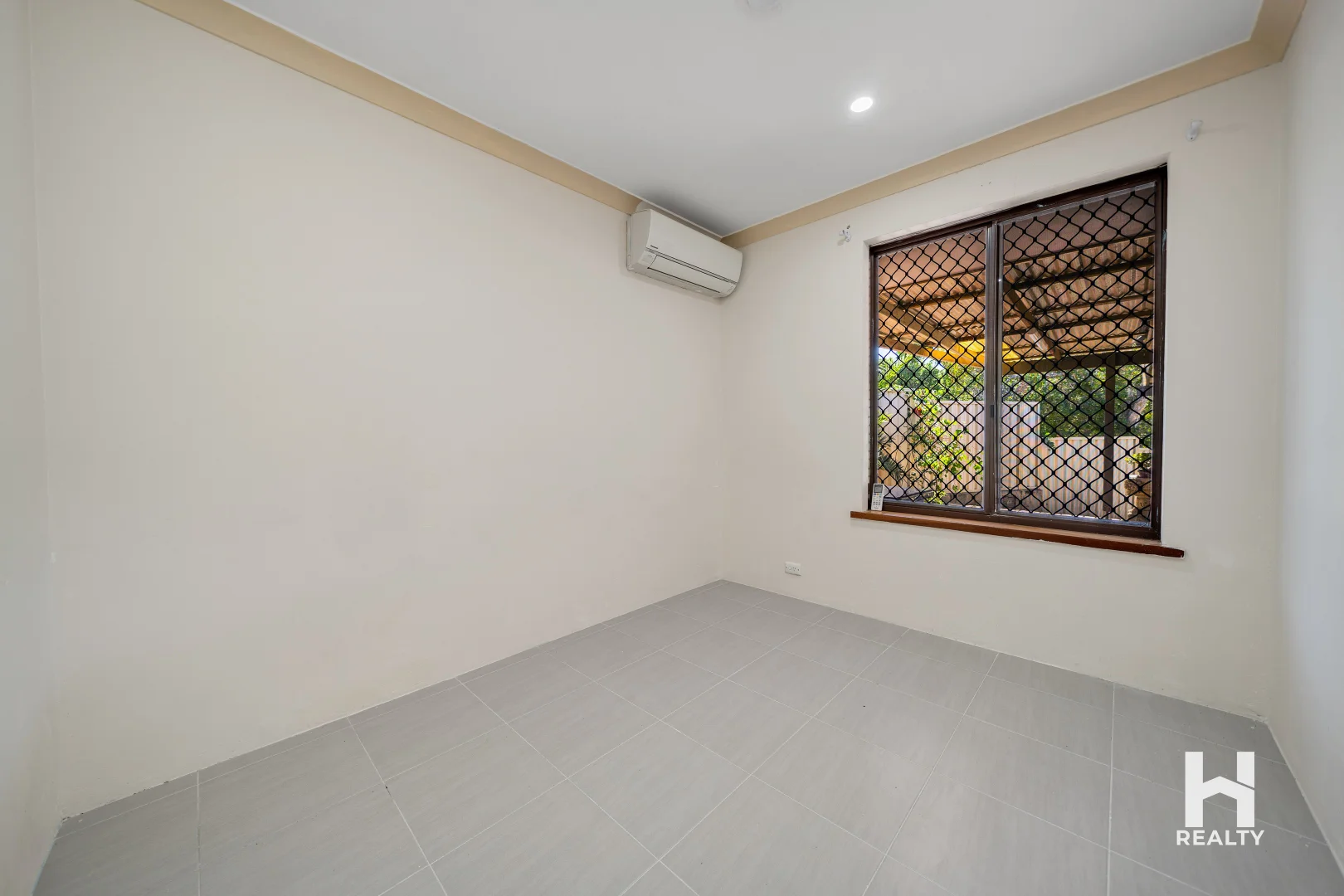 Additional image 18 of 42 Oakleaf Circle, Mirrabooka WA 6061