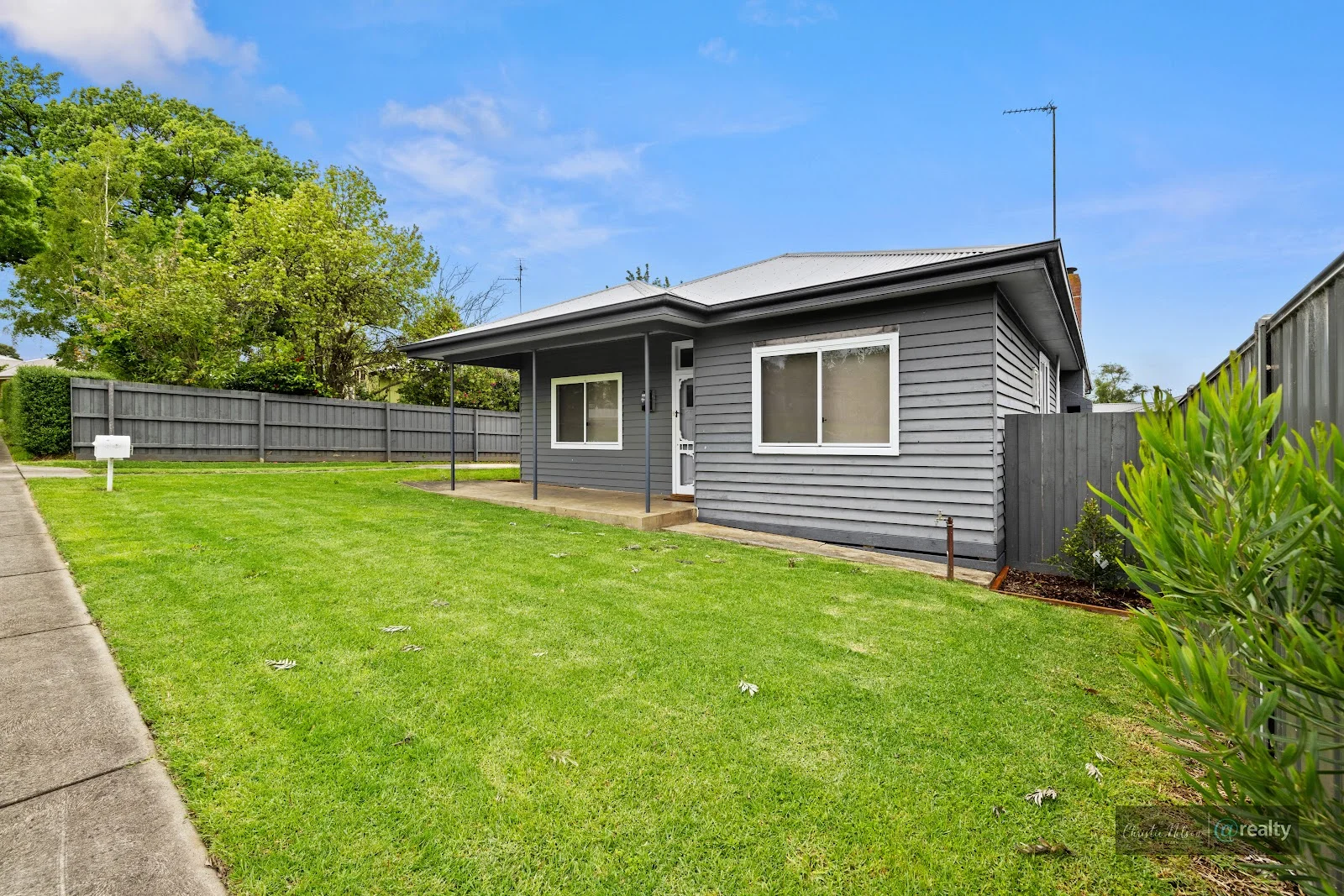 Additional image 16 of 35B Young Street, Leongatha VIC 3953
