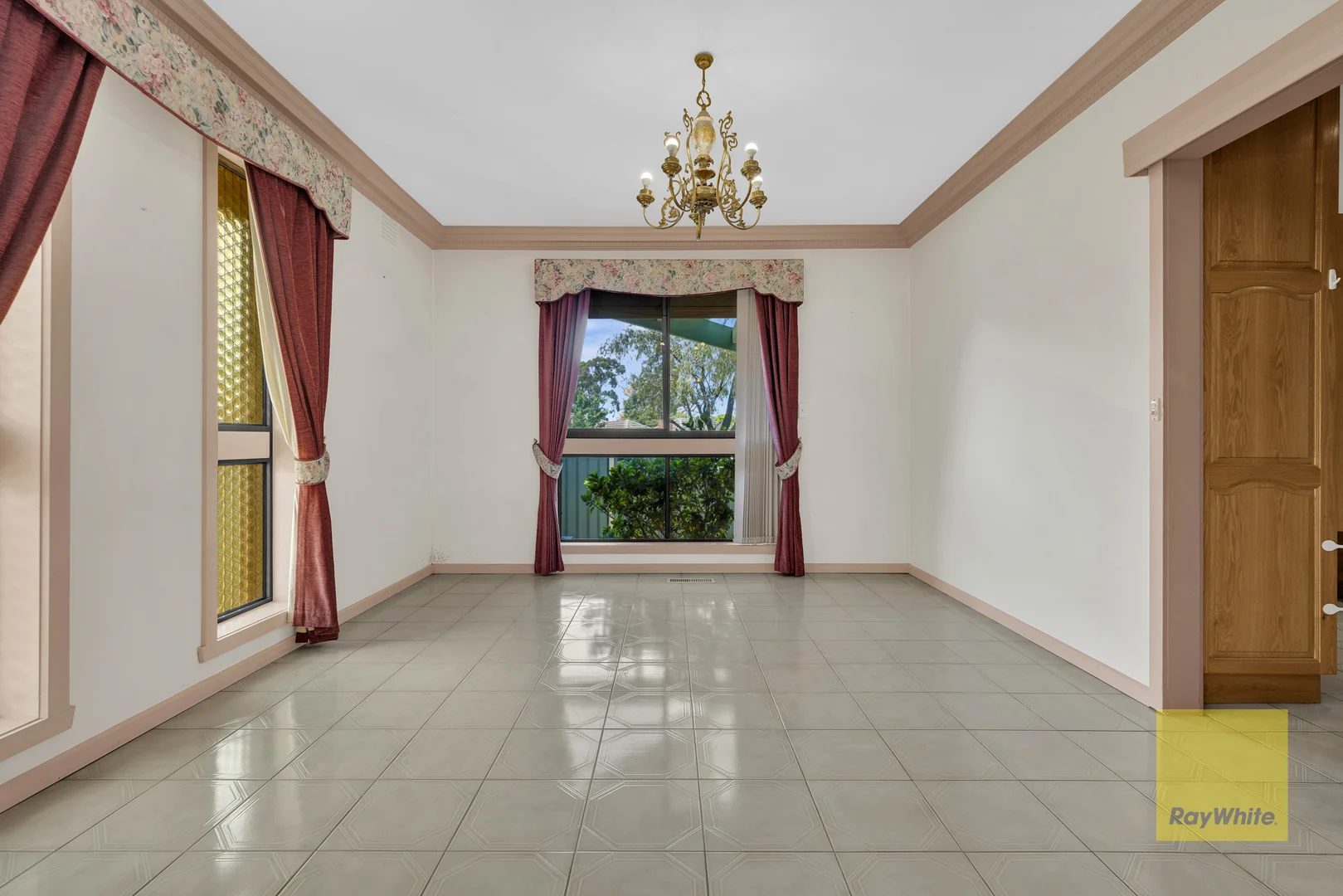 Additional image 11 of 40 Kings Road, St Albans VIC 3021