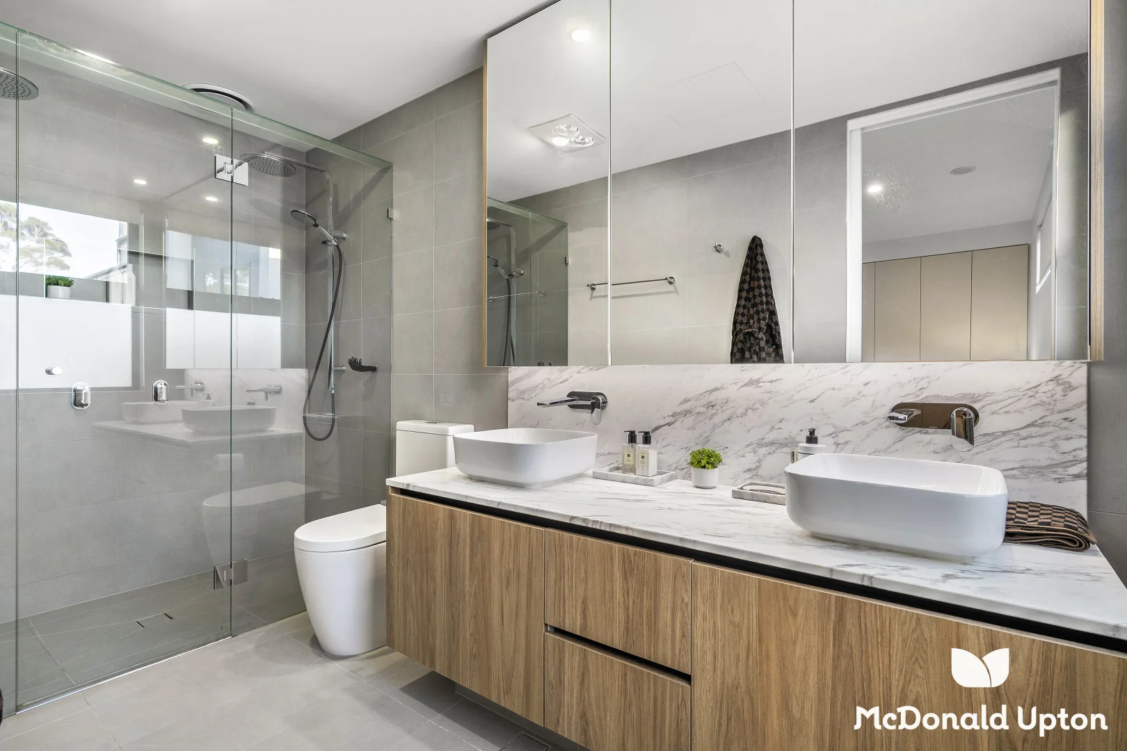 Additional image 13 of 3/28 Flower Street, Essendon VIC 3040